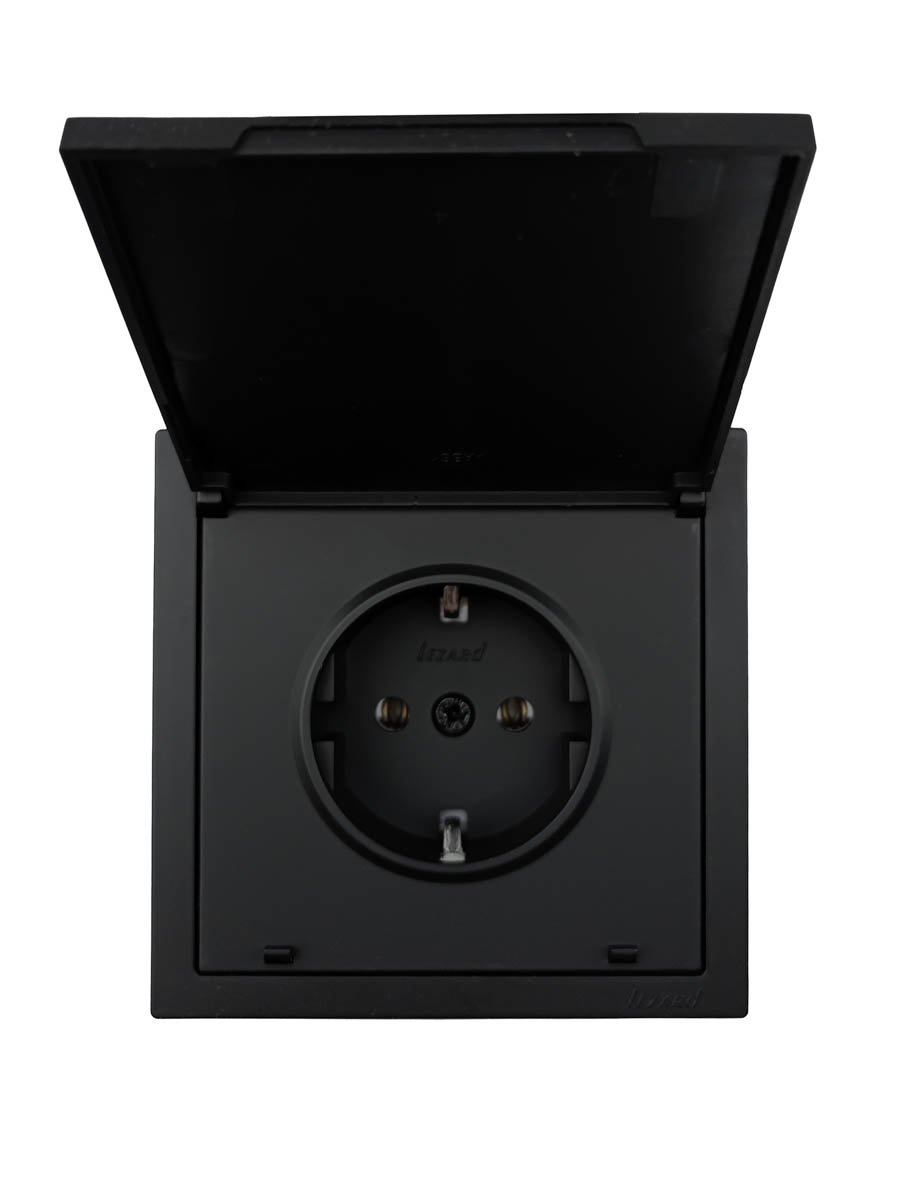 Розетка с/з с крышкой ПБТ черный бархат безвинтовой зажим/клемма Lezard Zima 704-4288-123BQC