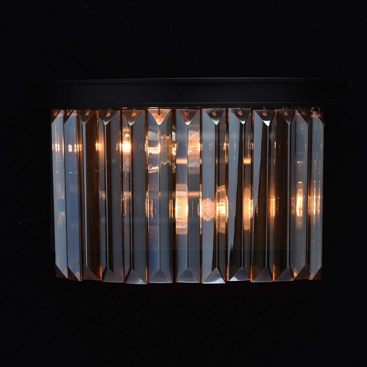 Настенный светильник MW-Light Гослар 498025402 в #REGION_NAME_DECLINE_PP#