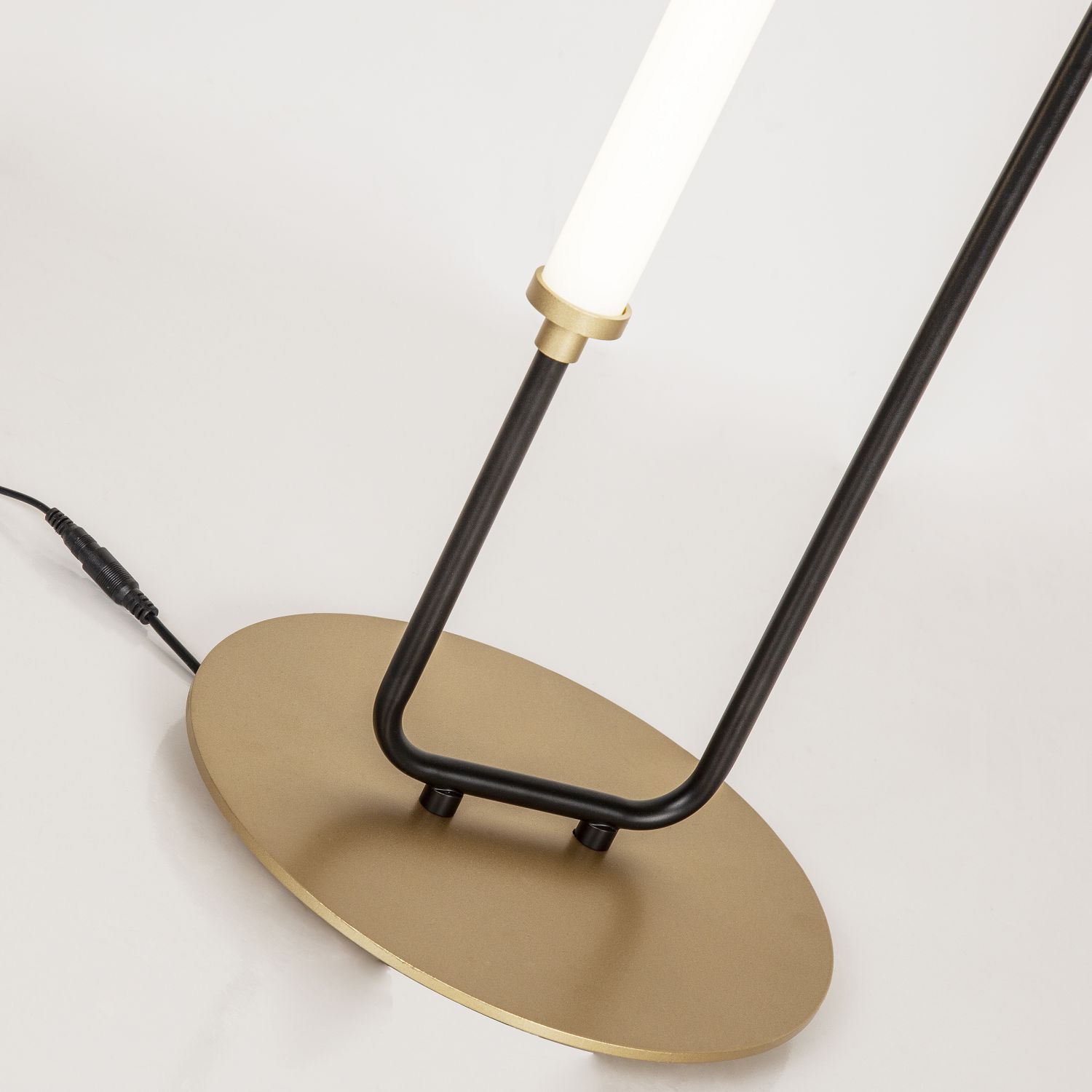 Настольная лампа Favourite Inspire 4100-1T