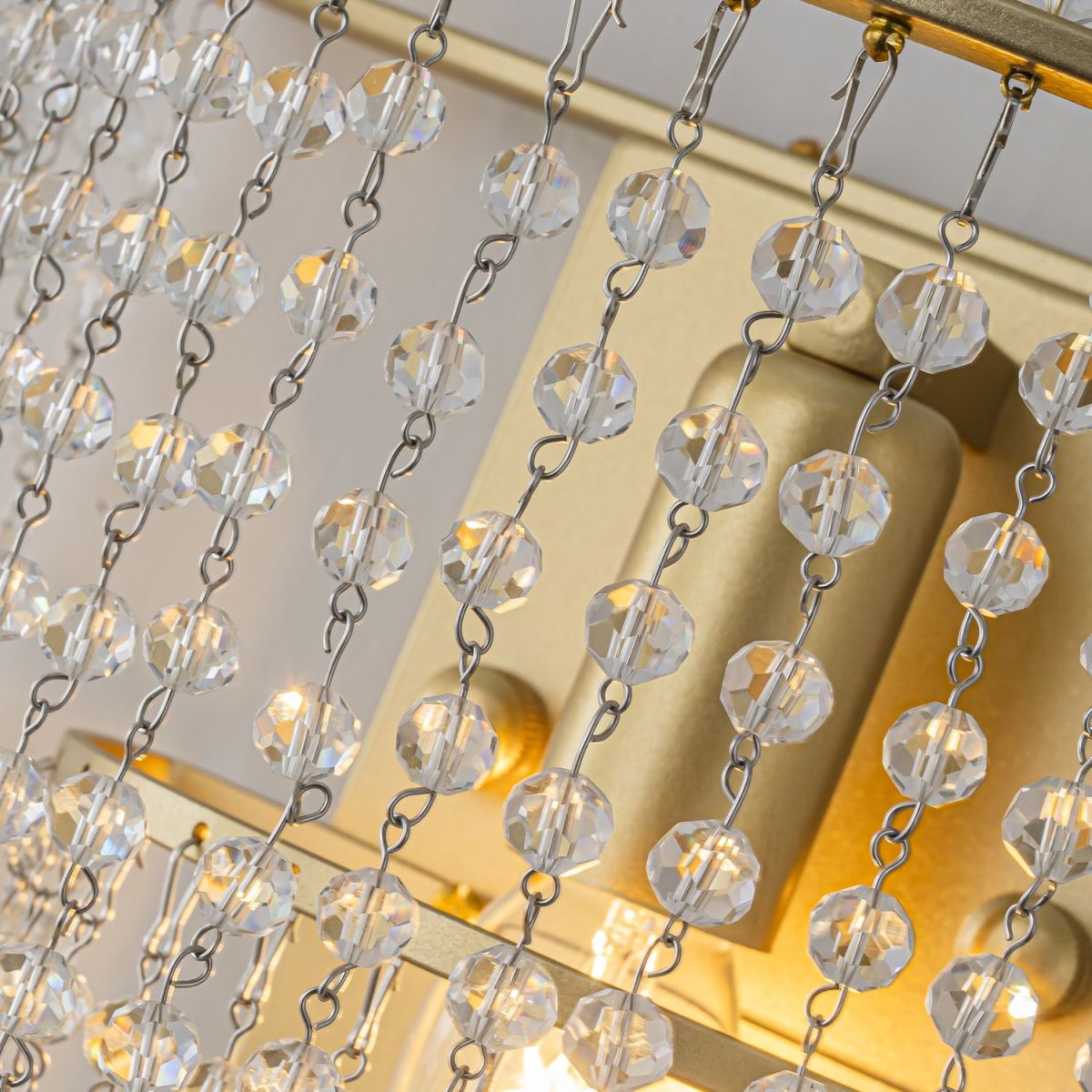 Настенный светильник Favourite Fringe 4762-1W