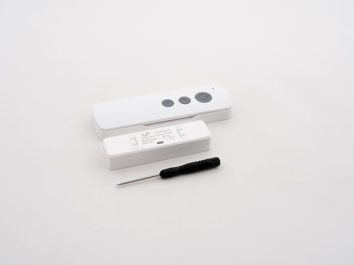 Диммер LEDS POWER N12-S Nano 15A 003672