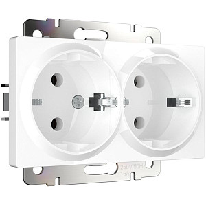 Розетка двойная с заземлением (белый) Werkel W1172001 4690389157257 a051370