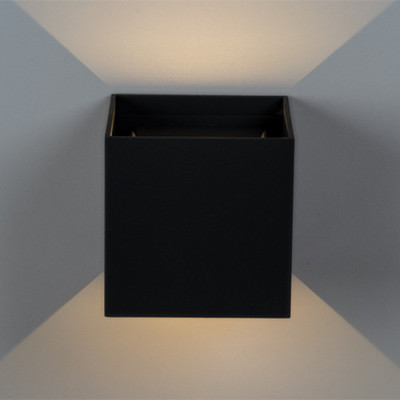 Светильник настенный ITALLINE IT01-A310 BLACK 4100₽