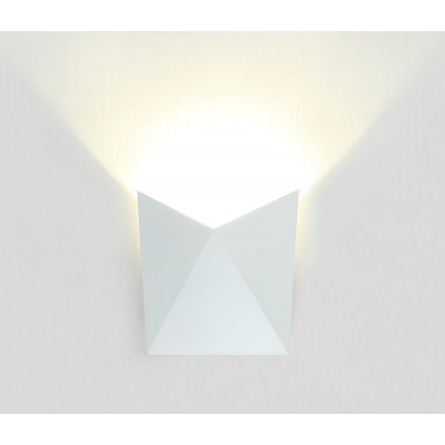 Уличный настенный светильник IMEX Wels IL00140010 WH 1190₽