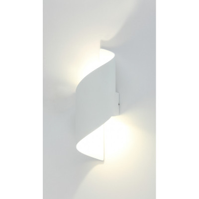 Уличный настенный светильник IMEX Wels IL00140006 WH 2670₽