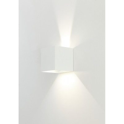 Уличный настенный светильник IMEX Wels IL00140005 WH 1390₽